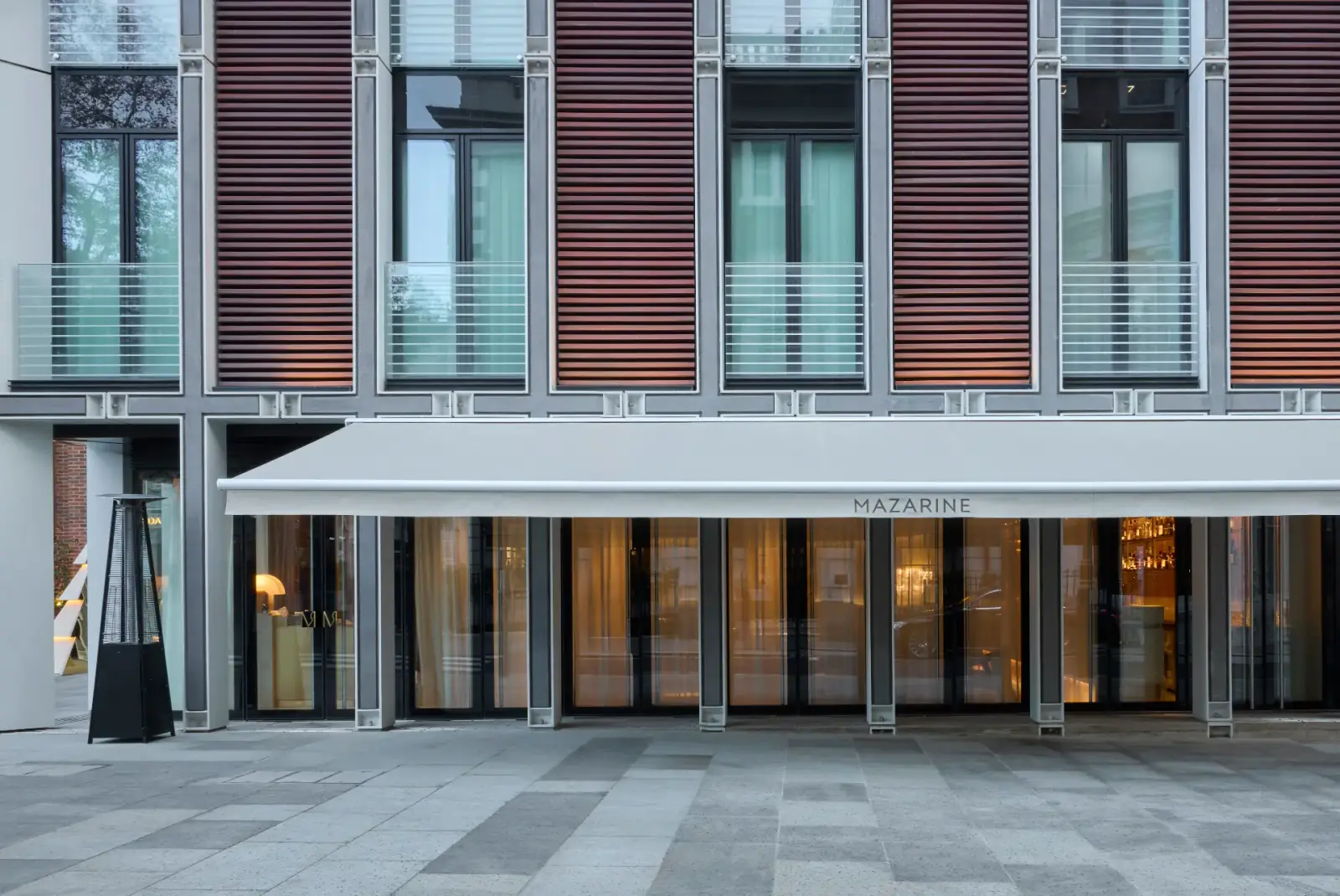 Mazarine restaurant exterior, 22 Hanover Square